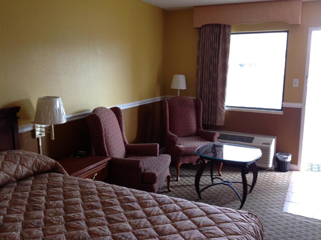 Colonial Inn And Suites - Memphis Southaven Eksteriør bilde