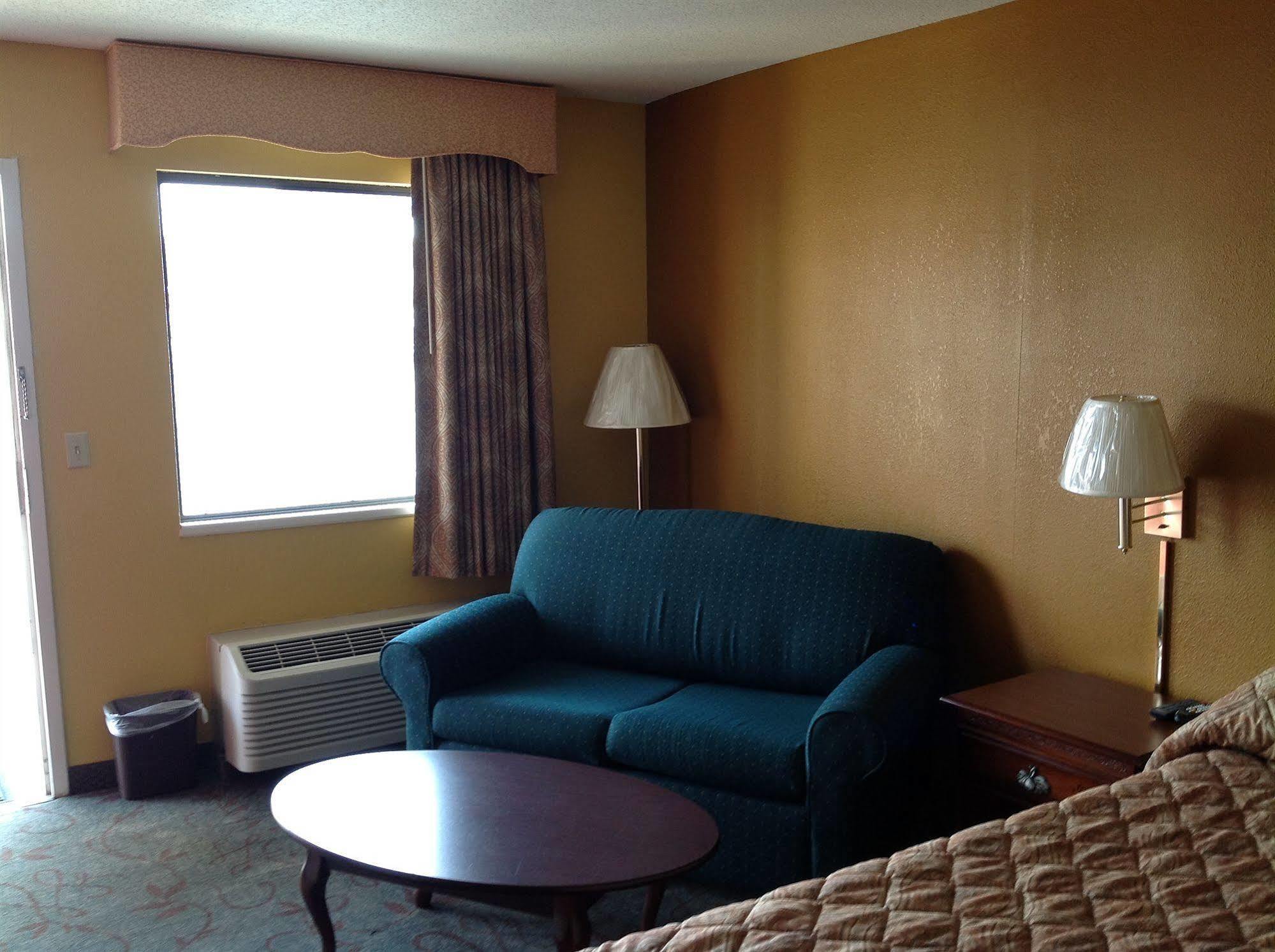 Colonial Inn And Suites - Memphis Southaven Eksteriør bilde
