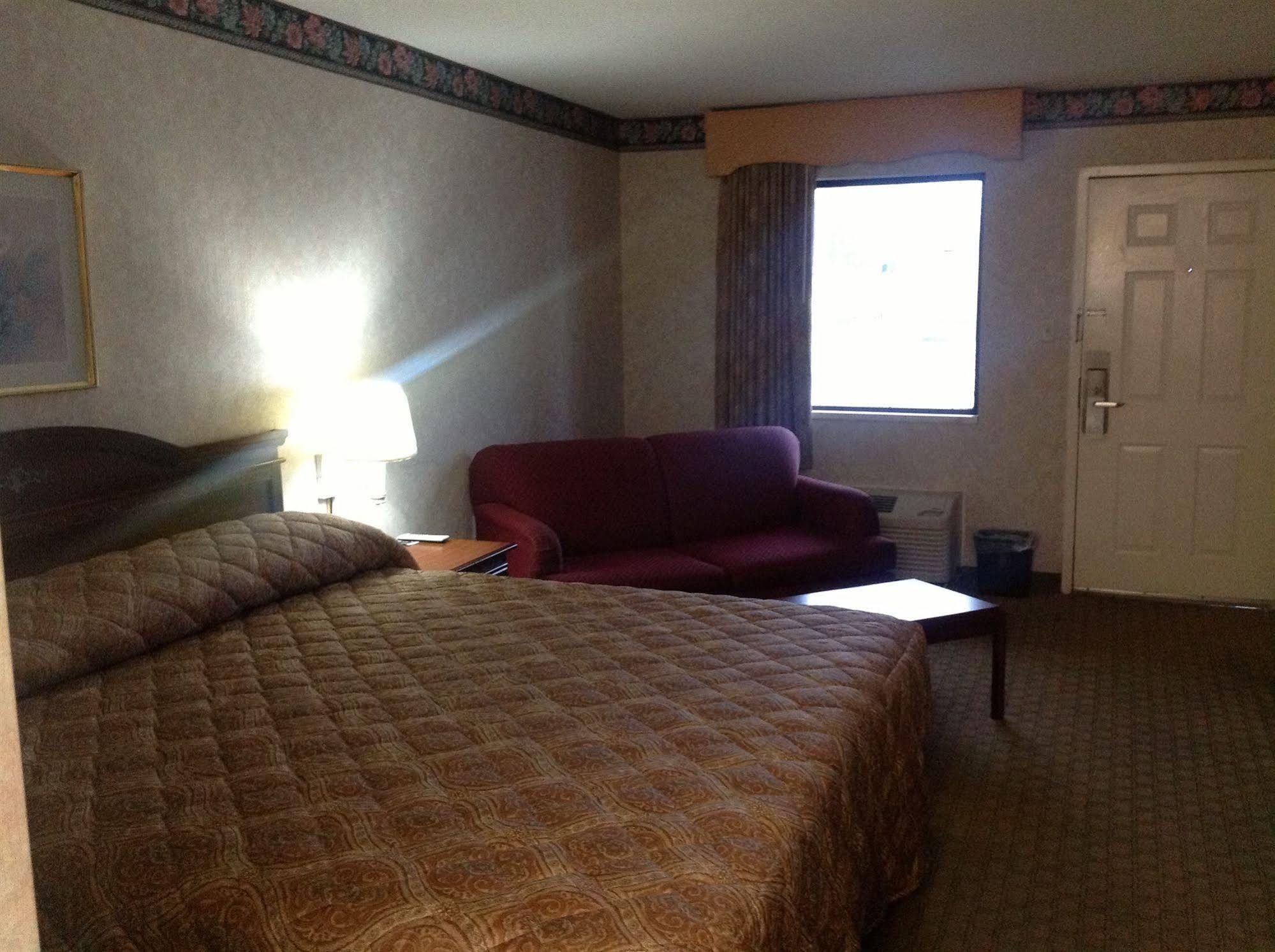 Colonial Inn And Suites - Memphis Southaven Eksteriør bilde