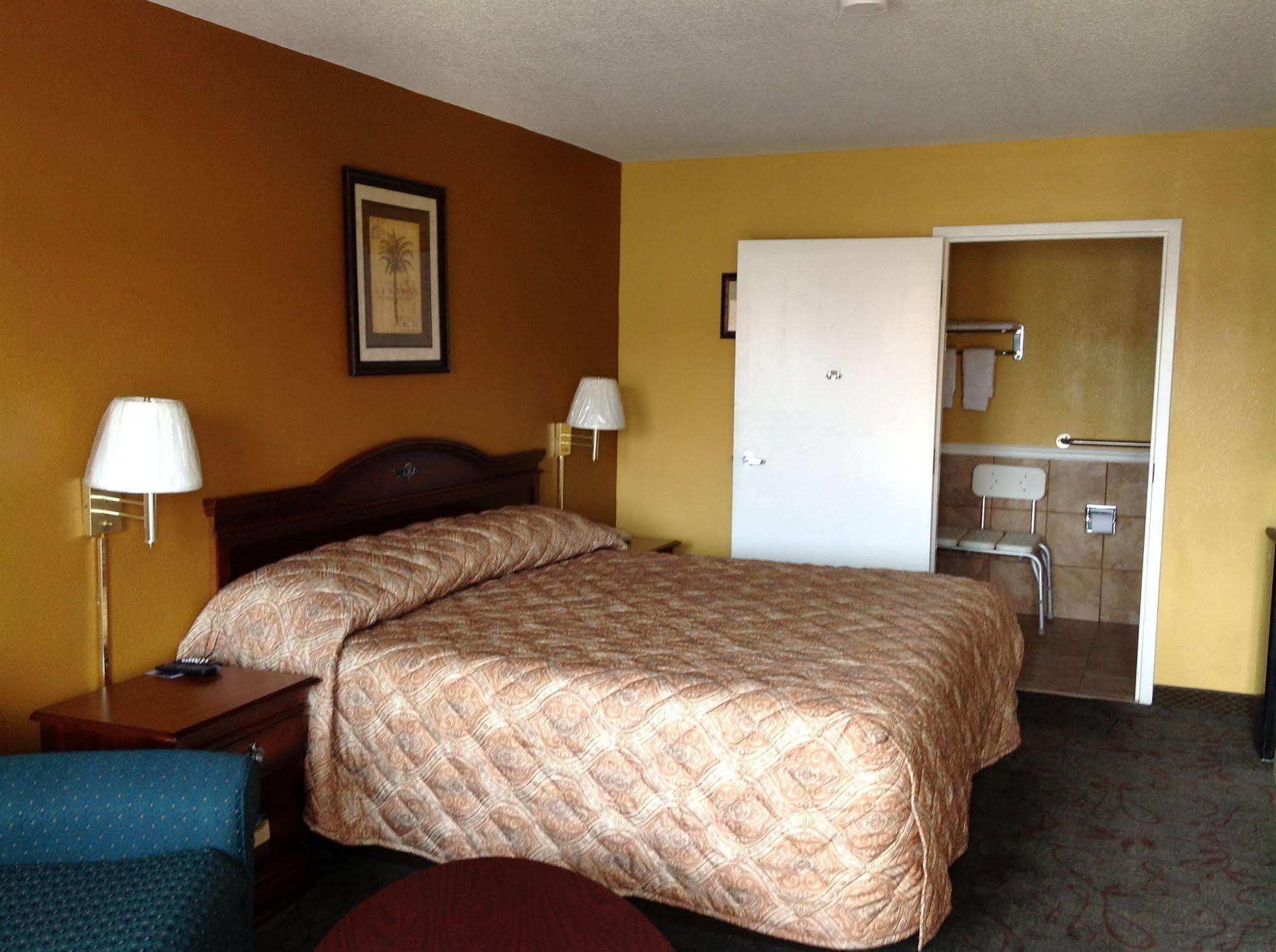 Colonial Inn And Suites - Memphis Southaven Eksteriør bilde
